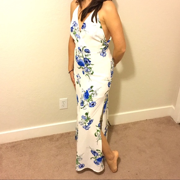 Lush Dresses & Skirts - Lush M floral maxi dress new with tags